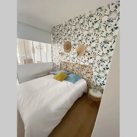 Sur Le Bord Du Quai Apartment Sete Exterior photo